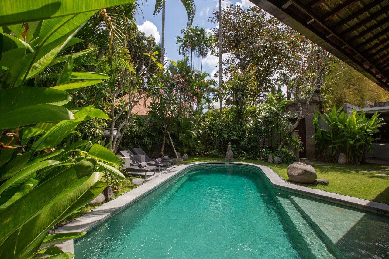 The Amala Estate Hotell Seminyak Exteriör bild